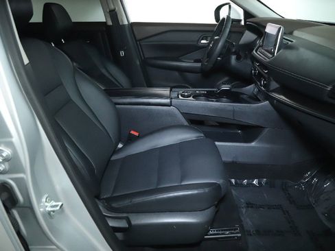 Certified 2023 Nissan Rogue SV w/ SV Premium B Package AWD/4WD image 38
