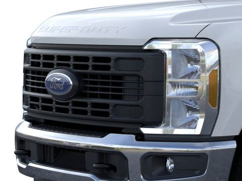 New 2026 Ford F350 XL w/ XL Chrome Package AWD/4WD image 17