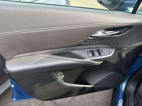 Used 2024 Cadillac XT4 Premium Luxury image 15