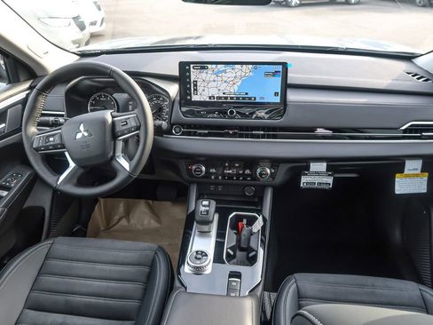 New 2026 Mitsubishi Outlander Trail Edition image 19