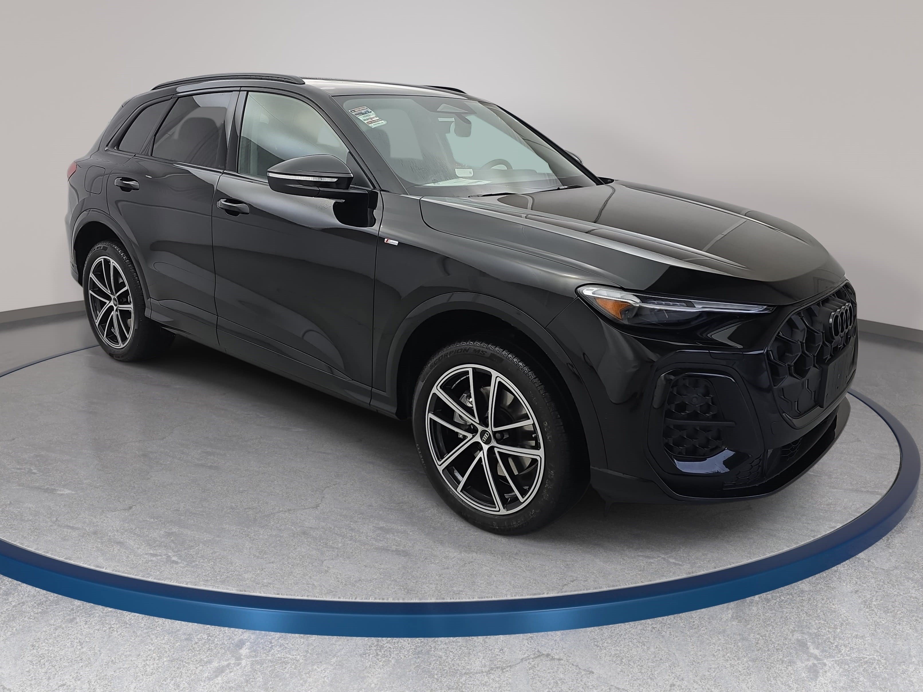 New 2026 Audi Q5 Premium Plus AWD/4WD image 3