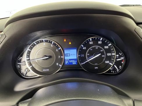 Used 2020 Nissan Armada Platinum w/ Captain's Chairs Package AWD/4WD image 22