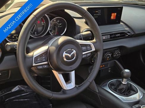 Used 2025 MAZDA MX-5 Miata Sport RWD image 17