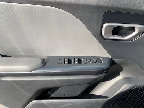 Used 2025 Kia K4 LXS image 20