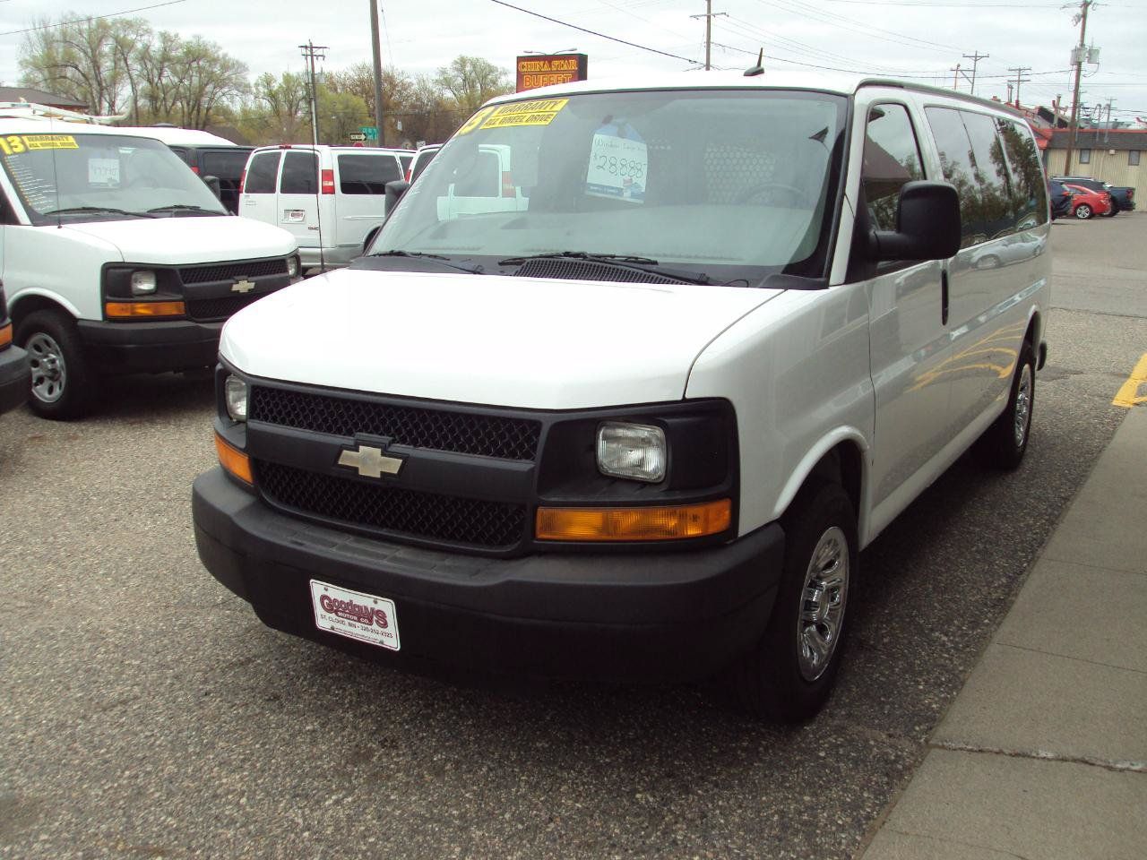 Used 2013 Chevrolet Express 1500 AWD image 4