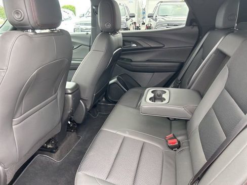 Used 2023 Chevrolet TrailBlazer RS FWD image 28