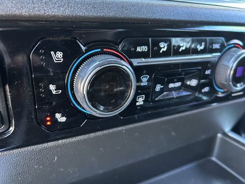 Used 2023 Chevrolet Silverado 1500 LTZ image 16