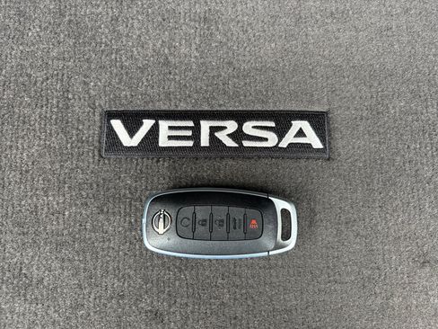 New 2025 Nissan Versa SR image 28