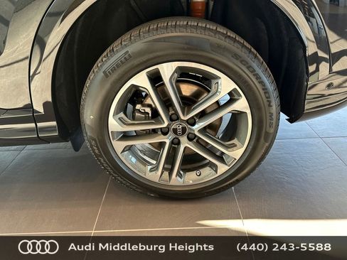 New 2025 Audi Q5 Premium Plus image 29