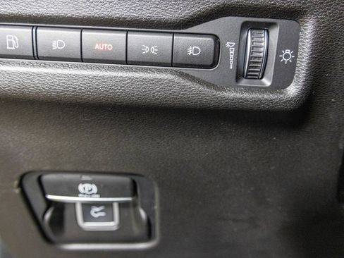 New 2026 Jeep Cherokee Overland image 34