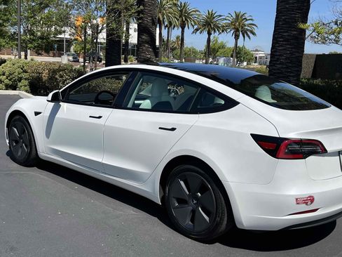 Used 2023 Tesla Model 3 Standard Range image 34