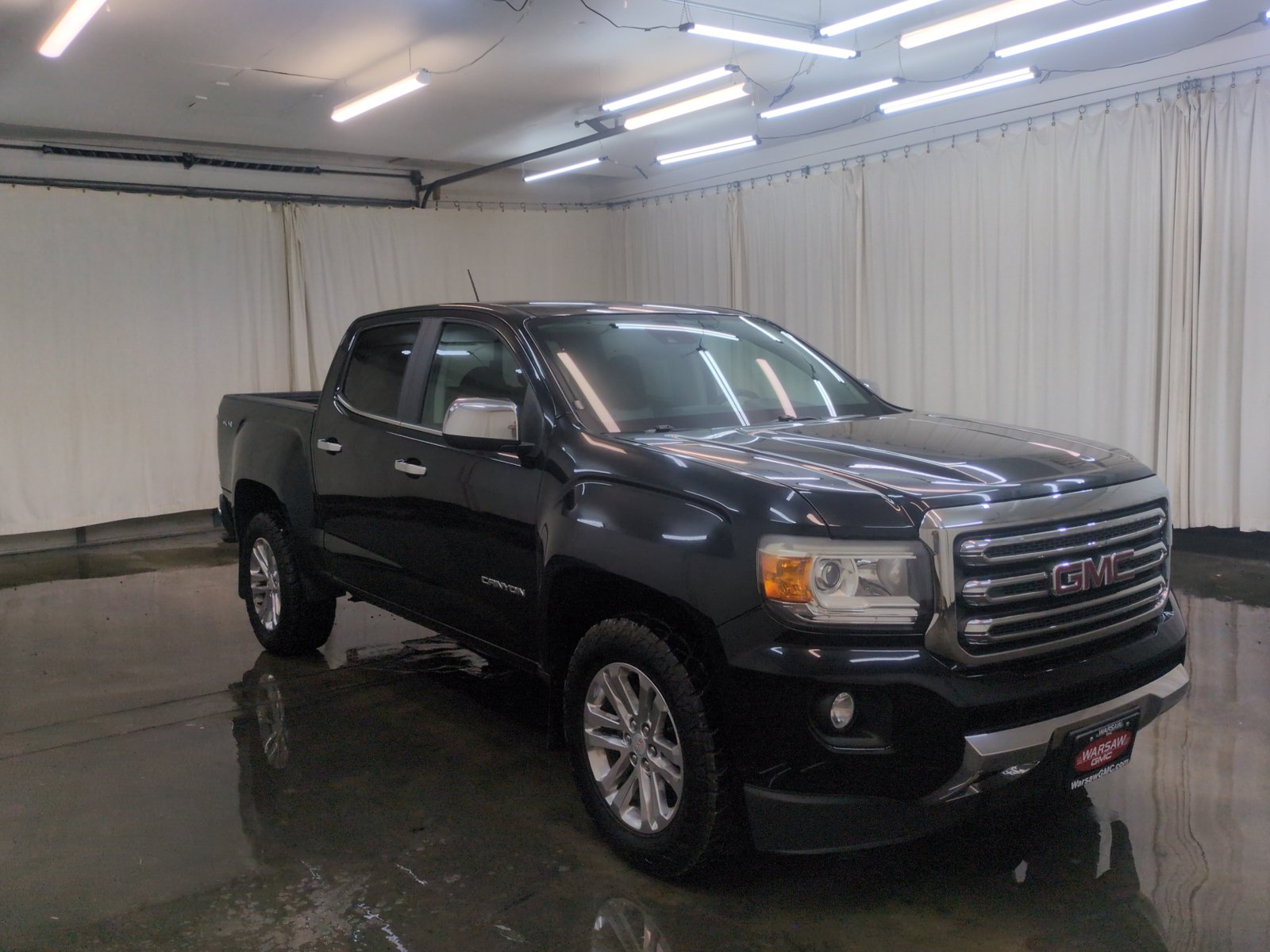 Used 2016 GMC Canyon SLT AWD/4WD image 3