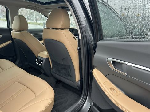 Used 2025 Hyundai Sonata Limited image 13