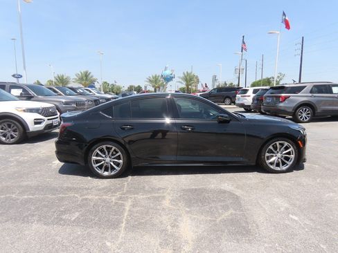 Used 2023 Cadillac CT5 V w/ Premium Package RWD image 10