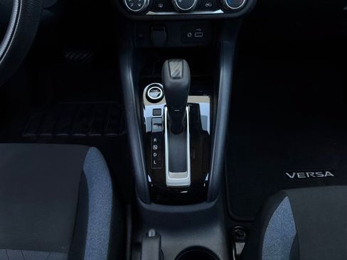 Used 2025 Nissan Versa SV FWD image 14