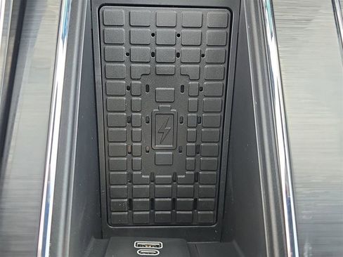 New 2025 Lincoln Aviator 2WD w/ Equipment Group 101A image 22