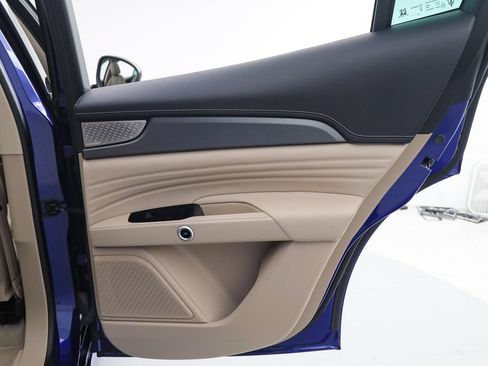 Certified 2023 Maserati Grecale Modena AWD/4WD image 13