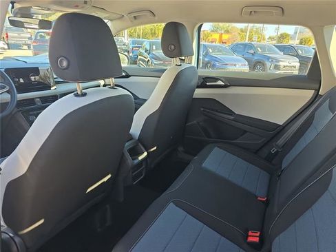 New 2026 Volkswagen Taos S image 9
