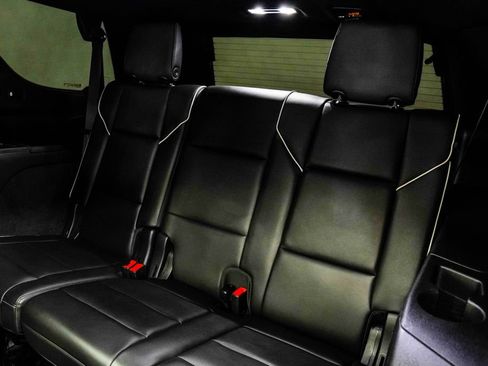 Used 2022 Cadillac Escalade Sport AWD/4WD image 19