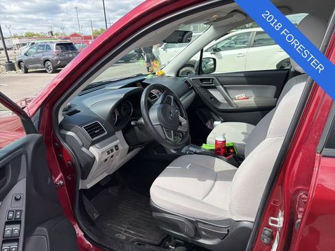 Used 2018 Subaru Forester 2.5i w/ Alloy Wheel Package AWD/4WD image 6