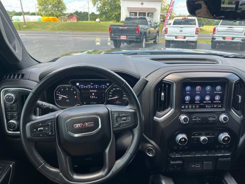 Used 2021 GMC Sierra 1500 AT4 w/ Technology Package image 15