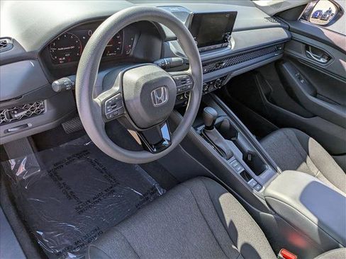 Used 2024 Honda Accord EX image 10