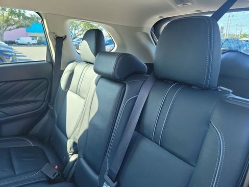 Used 2018 Mitsubishi Outlander SEL image 13