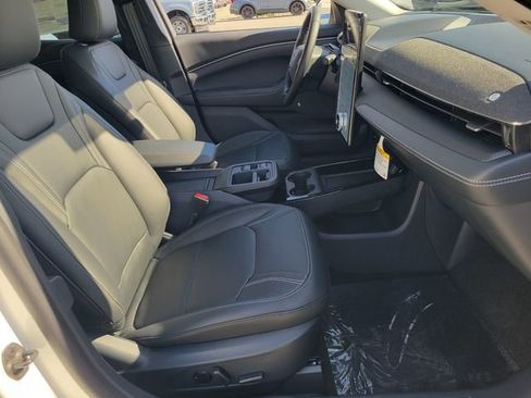 New 2025 Ford Mustang Mach-E Premium image 12