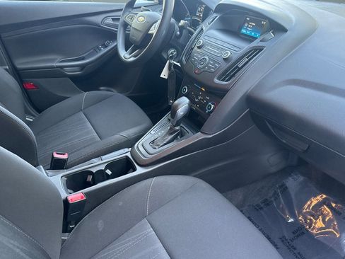 Used 2018 Ford Focus S image 31