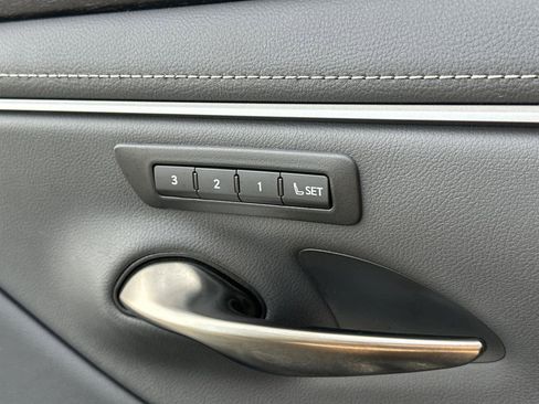 Used 2024 Lexus ES 300h w/ Premium Package FWD image 38
