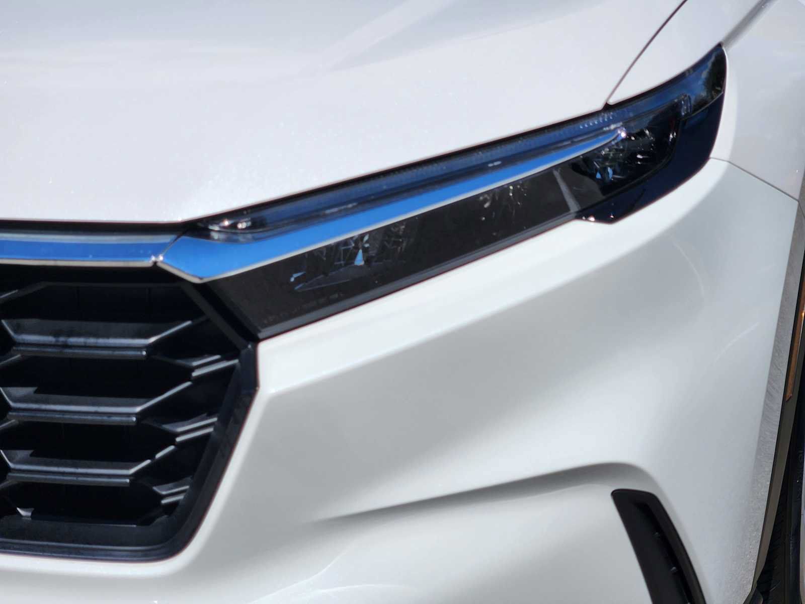 Used 2026 Honda CR-V LX image 7