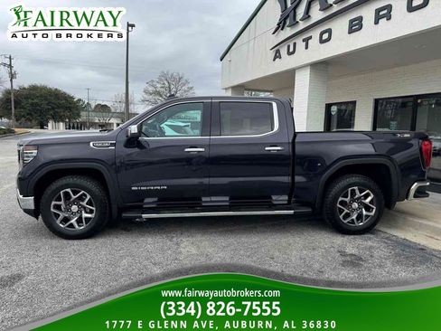 Used 2023 GMC Sierra 1500 SLT w/ SLT Premium Package AWD/4WD image 8