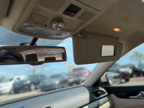 Used 2014 Volkswagen Passat TDI SE image 43