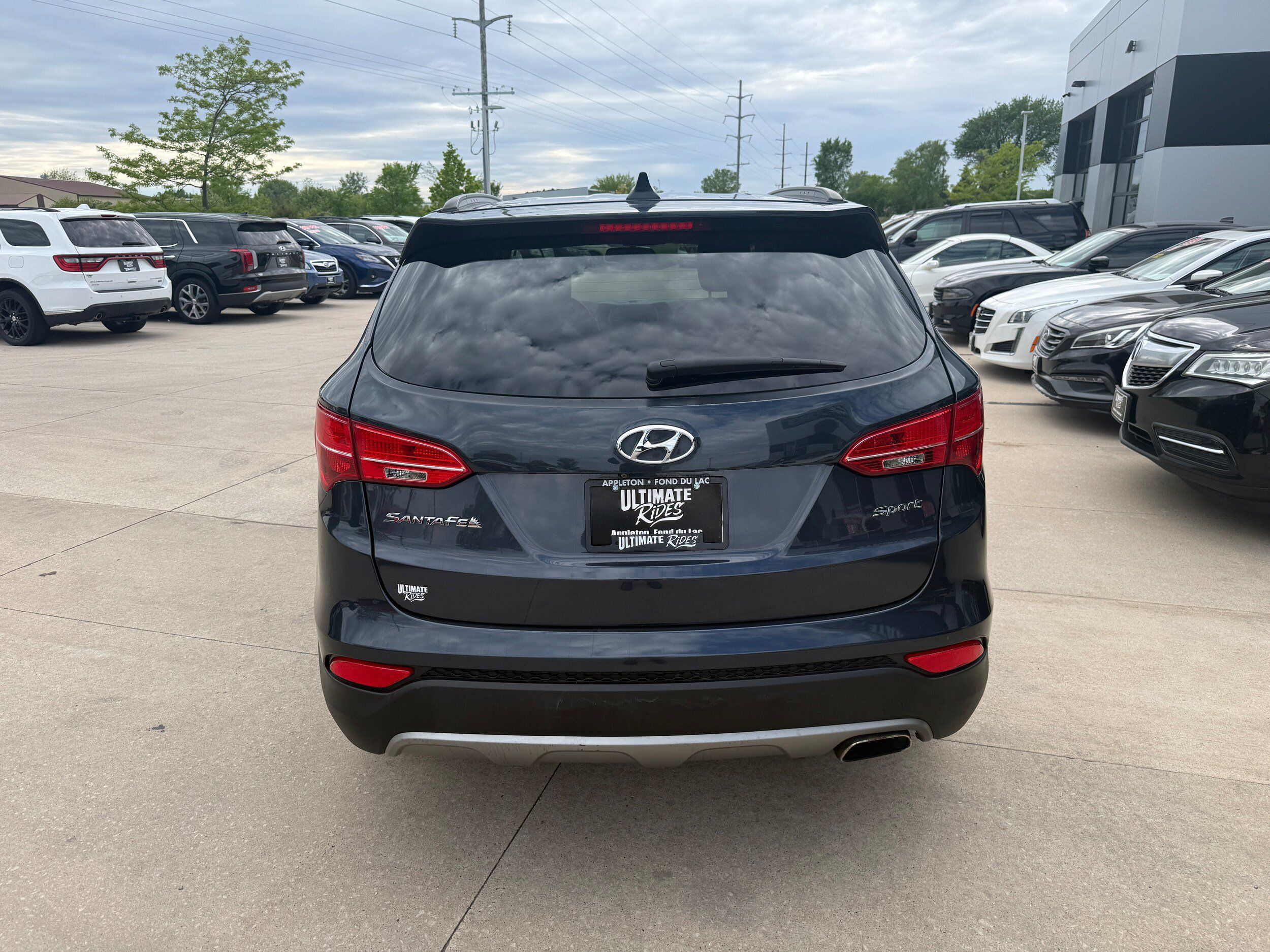 Used 2014 Hyundai Santa Fe Sport w/ Popular Equipment Package 02 FWD image 4