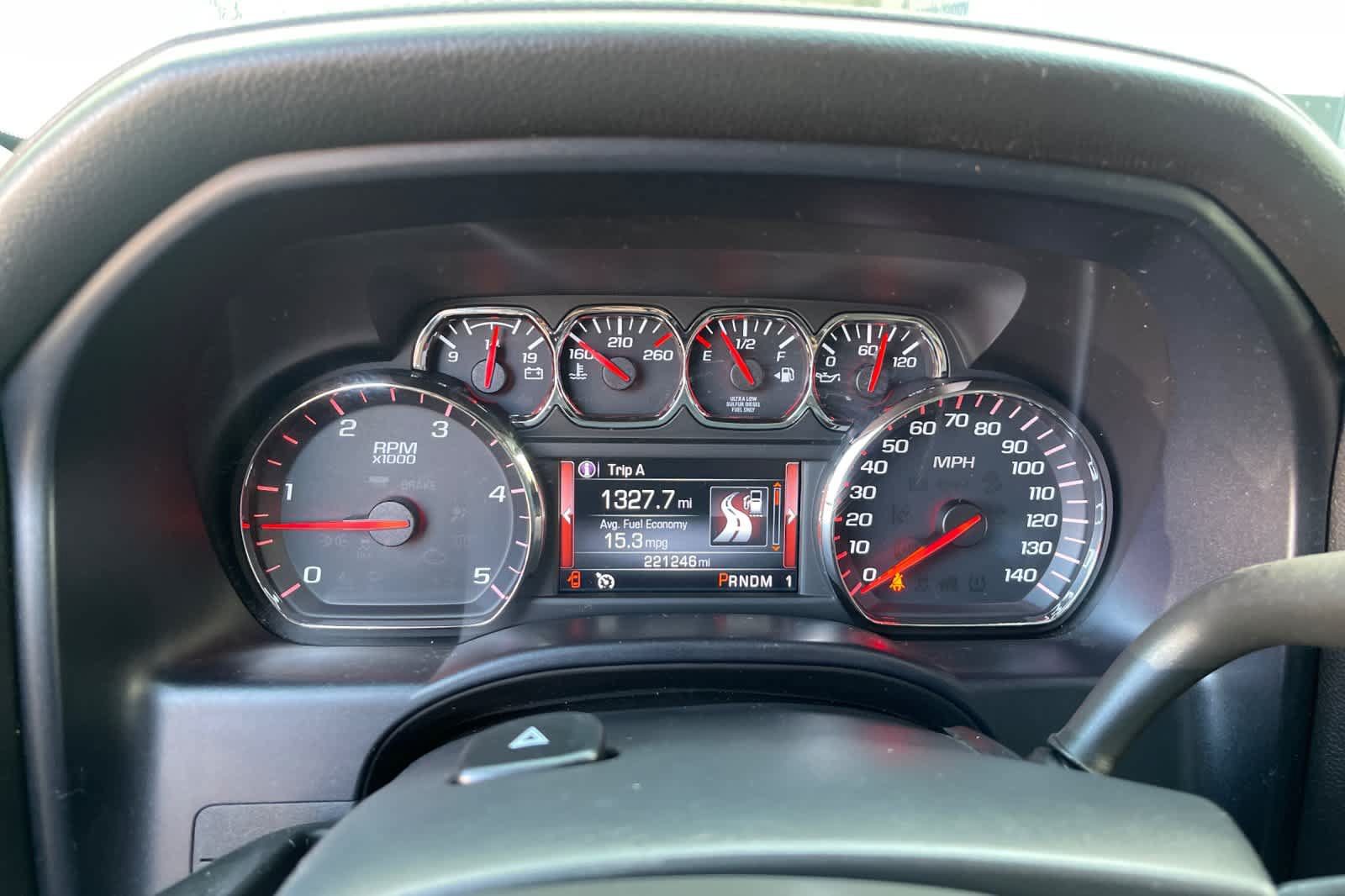 Used 2015 GMC Sierra 2500 SLT w/ Duramax Plus Package AWD/4WD image 13
