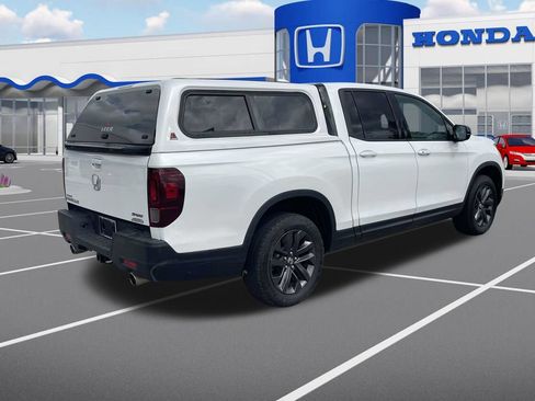 Used 2021 Honda Ridgeline Sport image 7
