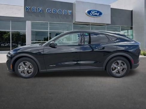 Used 2023 Ford Mustang Mach-E Select image 3