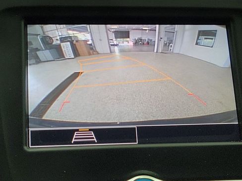 Used 2023 Chevrolet Equinox LS image 13