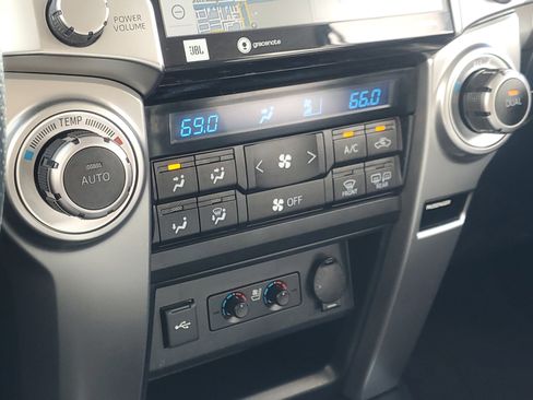 Used 2020 Toyota 4Runner Limited image 29