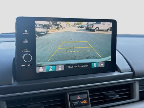 Certified 2025 Honda Pilot EX-L image 13