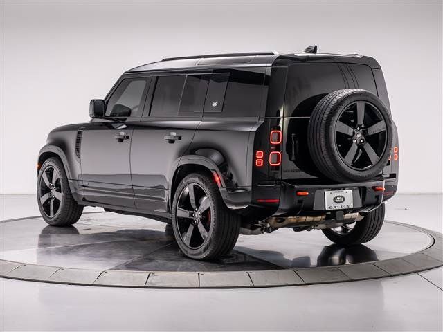 Used 2023 Land Rover Defender 110 X AWD/4WD image 3