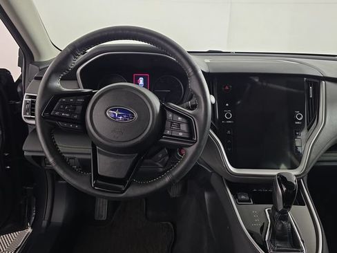 Certified 2025 Subaru Outback Onyx Edition AWD/4WD image 12