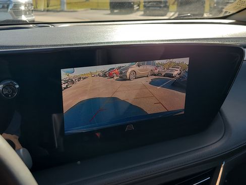 Used 2024 Buick Encore GX Sport Touring image 22