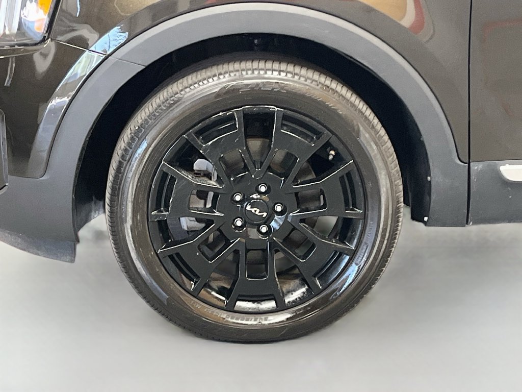 Used 2023 Kia Telluride S AWD/4WD image 32