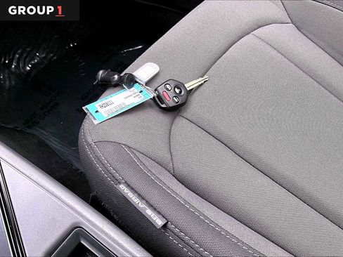 Certified 2024 Subaru Crosstrek 2.0i image 13