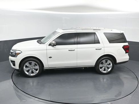 Used 2023 Ford Expedition King Ranch image 12