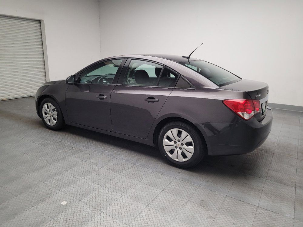 Used 2014 Chevrolet Cruze LS FWD image 3