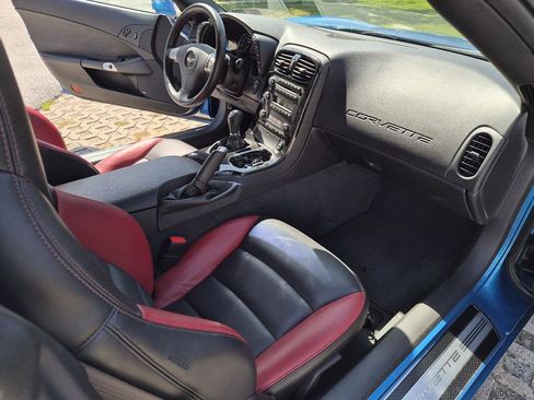 Used 2008 Chevrolet Corvette Z06 w/ Preferred Equipment Group RWD image 19