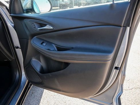 Used 2025 Buick Encore GX Preferred FWD image 16