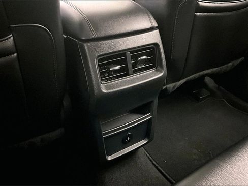 Certified 2023 Ford Edge SEL image 33